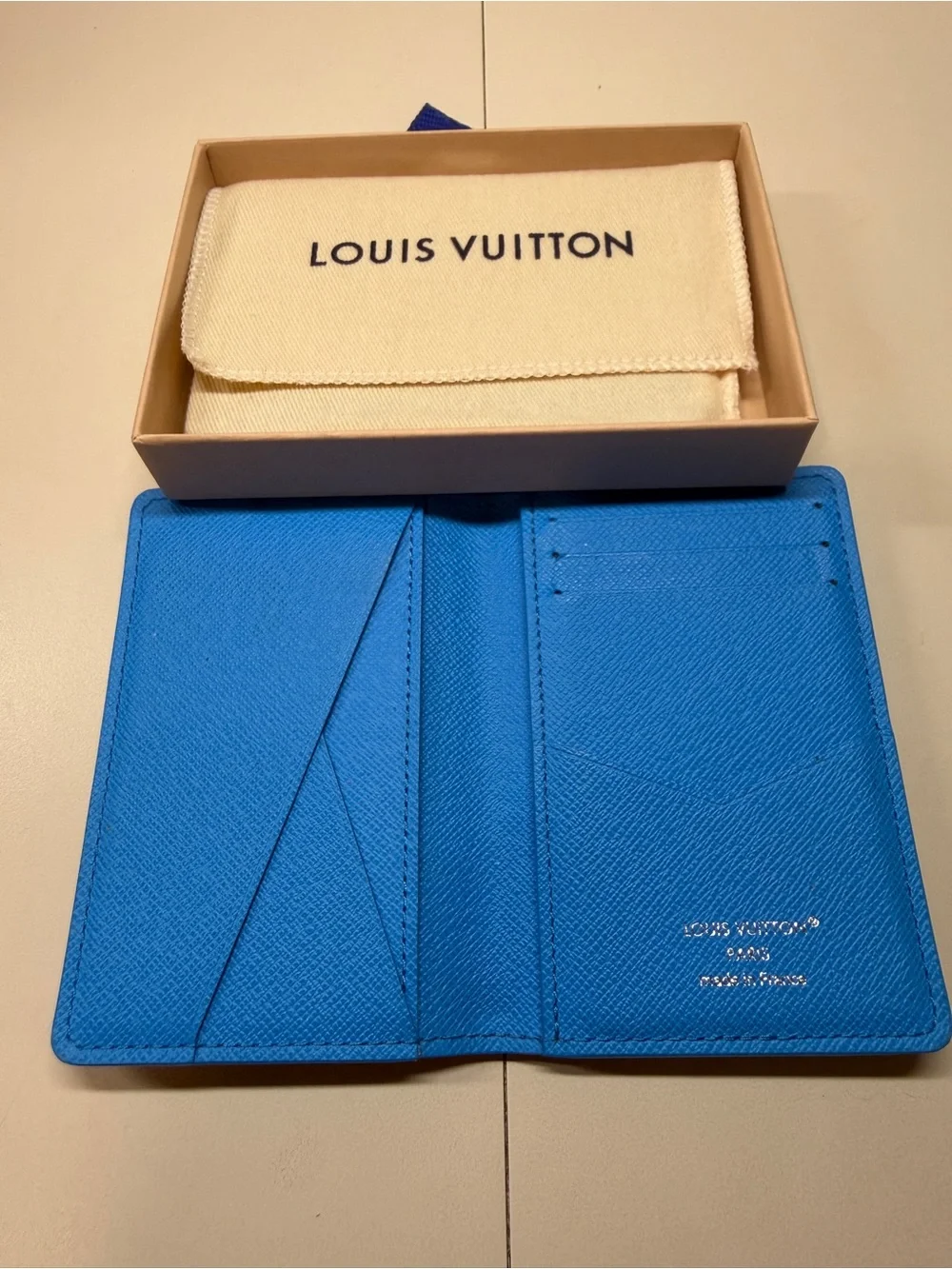 Louis Vuitton Swim Pocket Organizer LIKE NEW in box full set